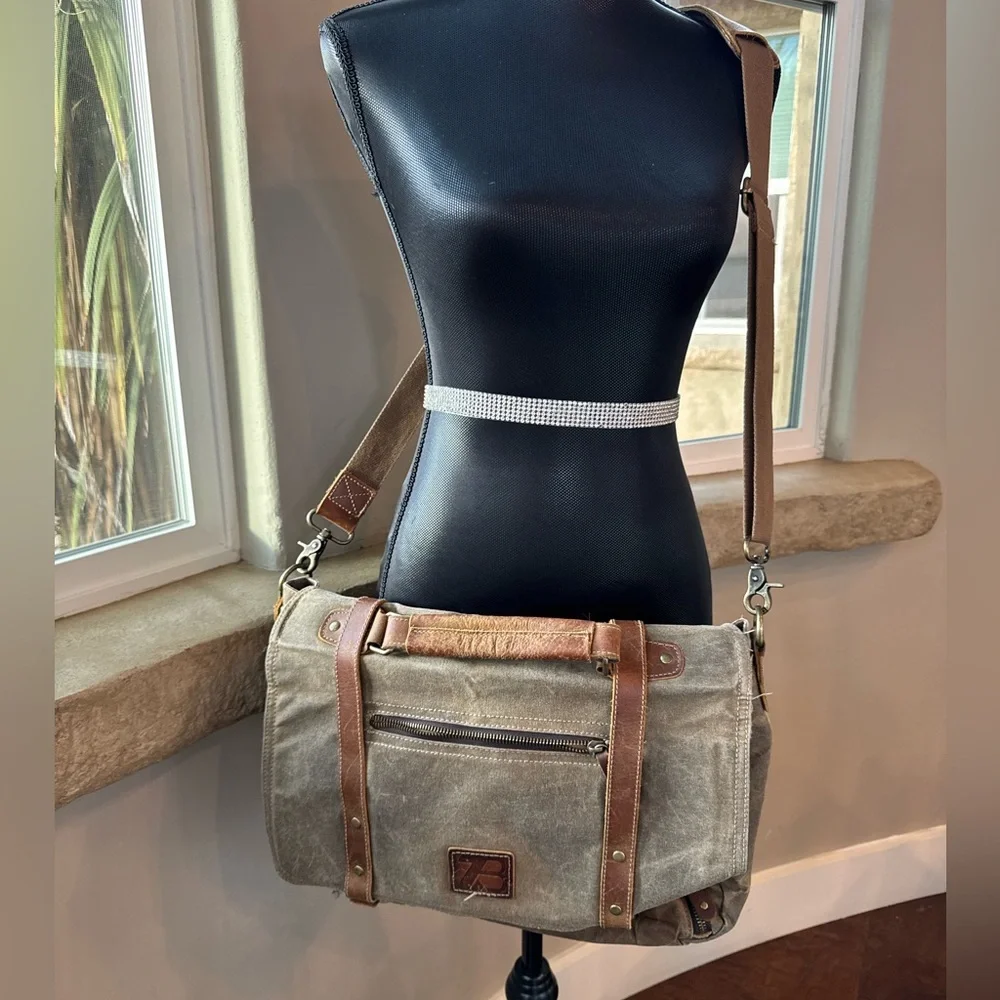 Vintage ZB Brown Canvas & Leather Adjustable Straps Messenger Bag